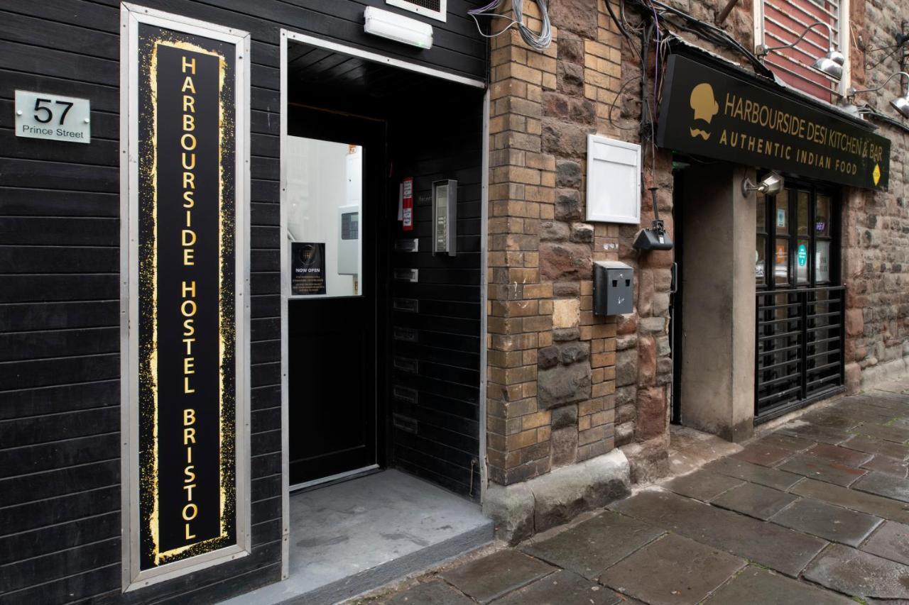 Harbourside Hostal *
